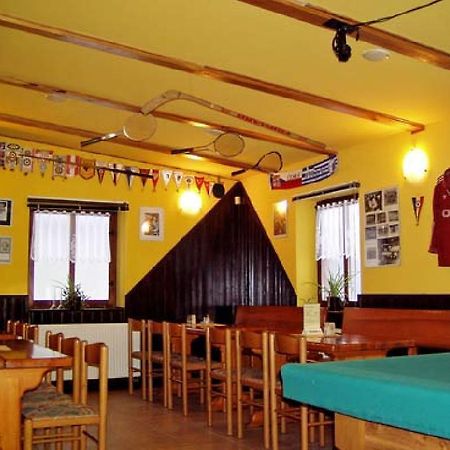 Mikulášovice Restaurace A Penzion U Vladaru מראה חיצוני תמונה
